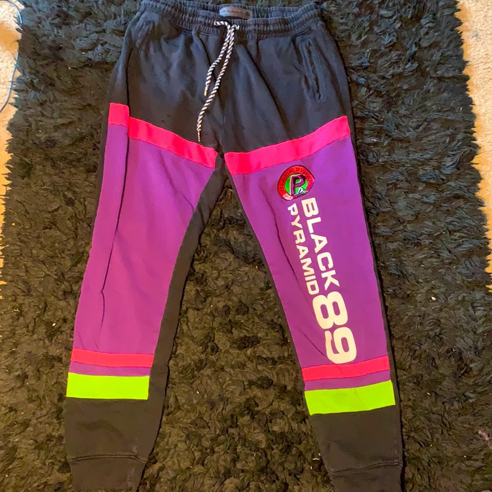 Black pyramid joggers